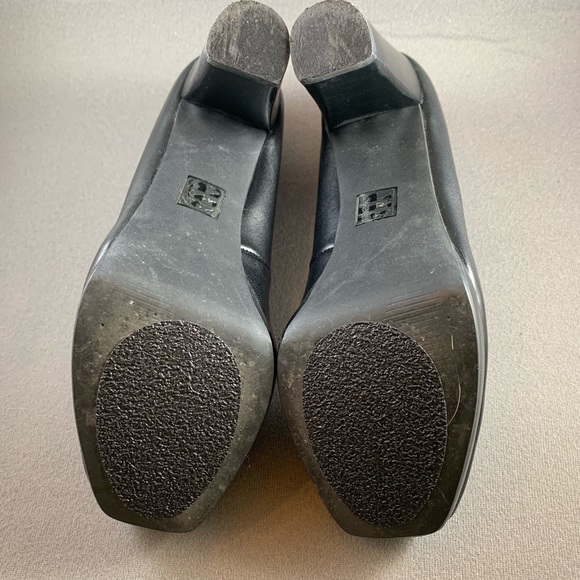 JEFFREY TYLER PLATFORM PUMP - Picture 7 of 7